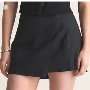 Quince 100% European Linen Skort Women’s size 4 Black